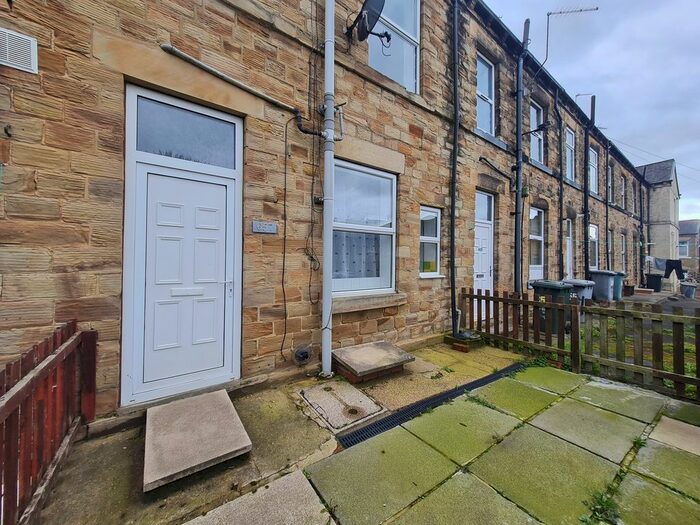 2 Bedroom Terraced House To Rent In Arthur Grove, Bradford Road, Birstall, Batley, WF17