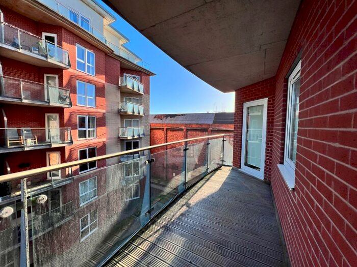 2 Bedroom Apartment To Rent In Lord Street, Southport, Merseyside, PR9