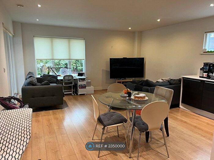 2 Bedroom Flat To Rent In Cube Apartments, London, SW11