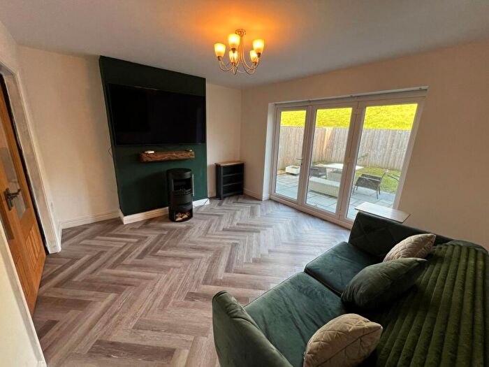 3 Bedroom Semi-Detached House For Sale In Police Houses, Blaen-y-Cwm Road, Blaencwm - Blaencwm, CF42