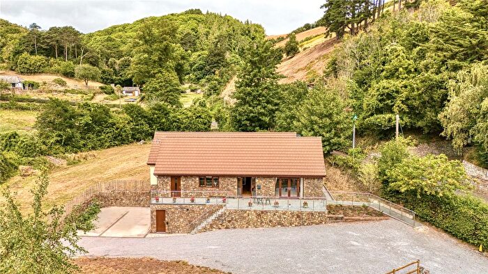 4 Bedroom Bungalow For Sale In Moor Road, Minehead, Somerset, TA24