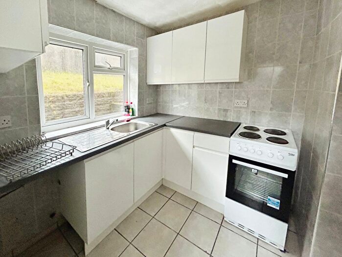 2 Bedroom Flat To Rent In Twynpandy, Pontrhydyfen, Port Talbot, SA12