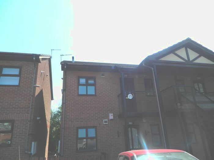 1 Bedroom Flat To Rent In Cobham Parade, Outwood, WF1