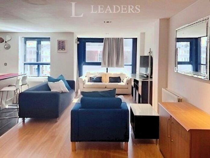 3 Bedroom Apartment To Rent In Charter House, Ocean Village, SO14