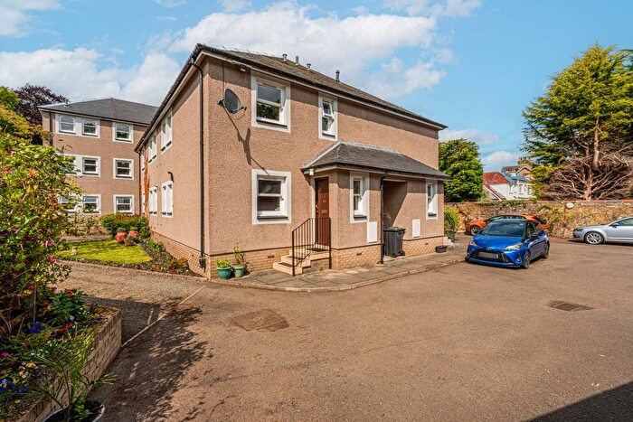 2 Bedroom Flat To Rent In Snowdon Place, Stirling, Stirlingshire, FK8