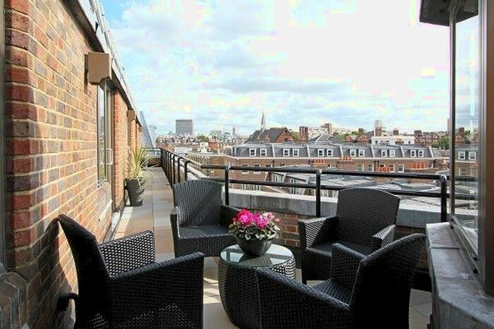 3 Bedroom Flat To Rent In Holbein Place, London, SW1W