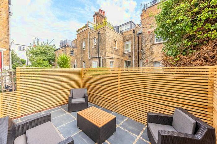 1 Bedroom Flat To Rent In Upcerne Road, Chelsea, London, SW10