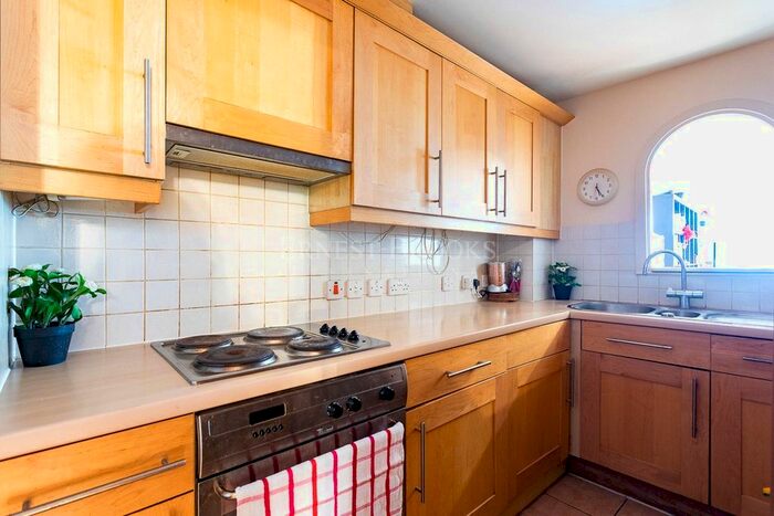 2 Bedroom Flat To Rent In Pierhead Lock, Manchester Road, London, E14