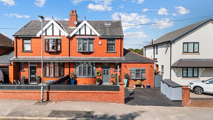 4 Bedroom Semi-detached House For Sale In Barn Lane, Golborne, WA3