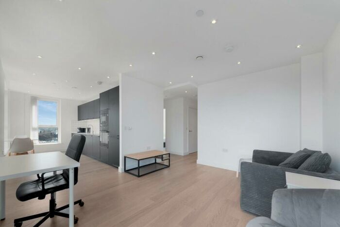 1 Bedroom Apartment To Rent In Wayfare House, Blackwall Reach, London, E14