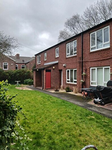 2 Bedroom Flat To Rent In Luke Kirby Court, Pendlebury, Swinton, Manchester, Greater Manchester, M27
