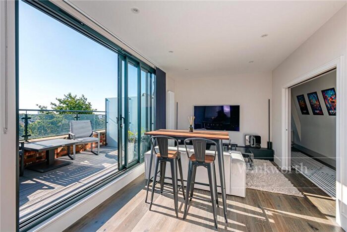 1 Bedroom Apartment For Sale In All Souls Avenue, London, NW10