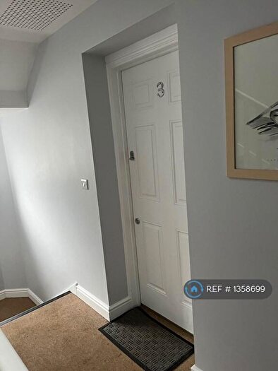 2 Bedroom Flat To Rent In The Westfield, Woking, GU22