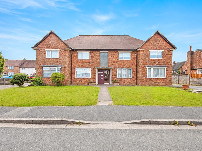 2 Bedroom Flat For Sale In Carr Close, Poulton-Le-Fylde, FY6