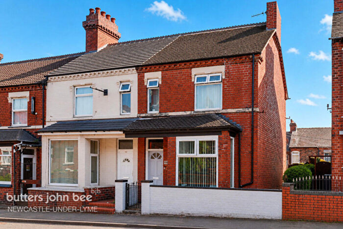 3 Bedroom End Of Terrace House For Sale In London Road, Stoke-On-Trent, ST4