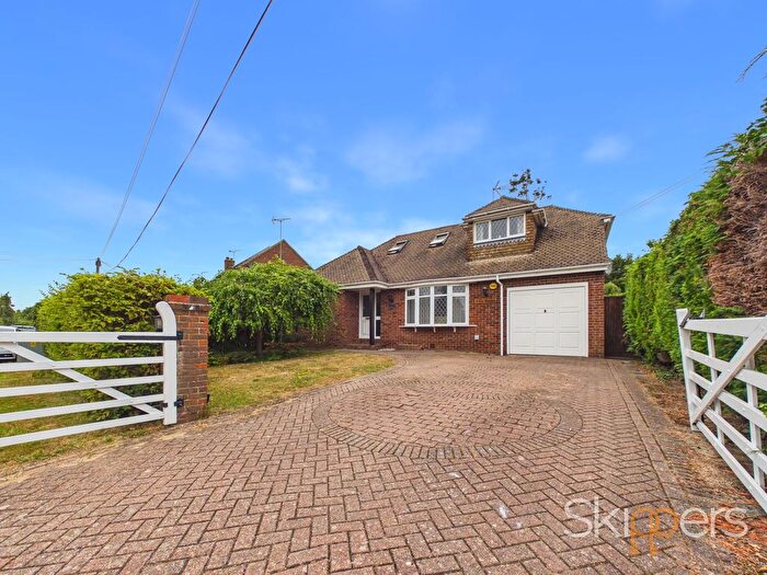 4 Bedroom Detached House For Sale In Lambden Road, Pluckley, TN27