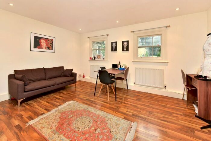 1 Bedroom Flat To Rent In Canonbury Lane, London, N1
