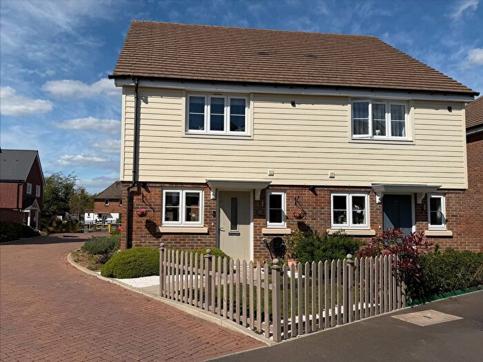 2 Bedroom Semi-Detached House For Sale In Seymour Drive, Marden, TN12