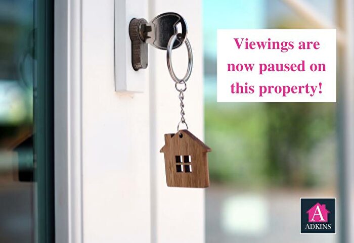 3 Bedroom Semi-Detached House To Rent In Golden Farm Road | Cirencester, GL7