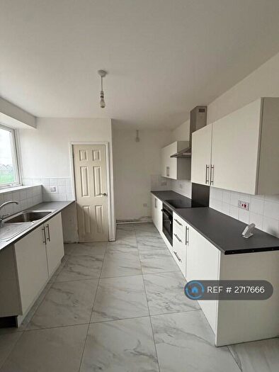 3 Bedroom Terraced House To Rent In Kempsell Walk, Liverpool, L26