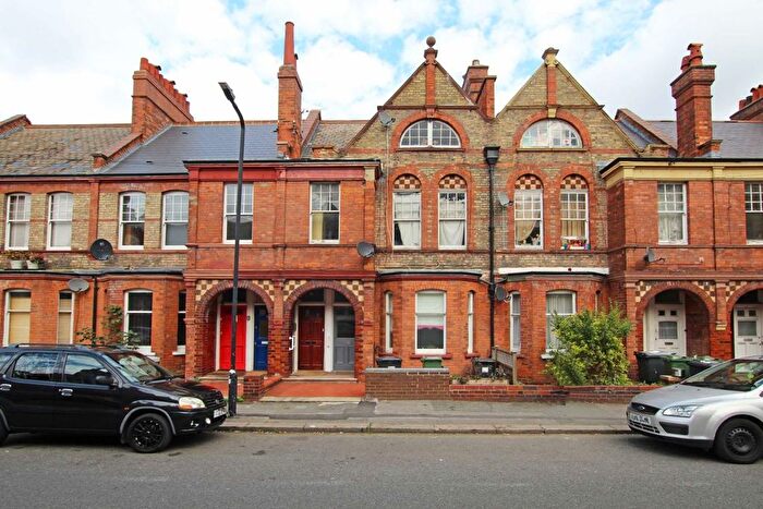 1 Bedroom Flat To Rent In Lydhurst Avenue, London, SW2