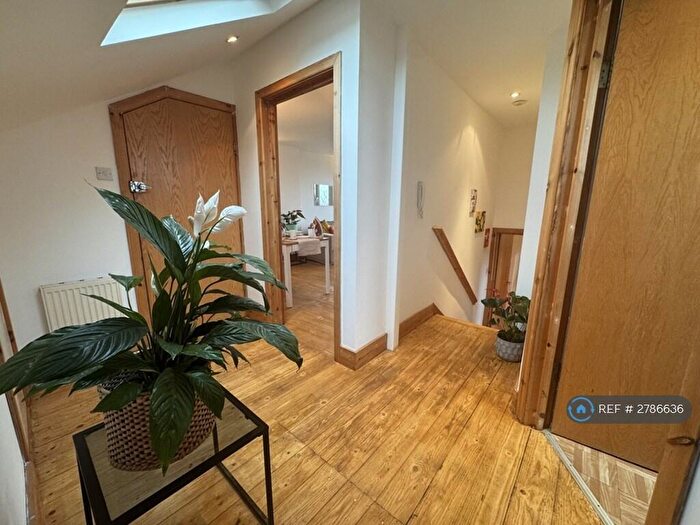 2 Bedroom Flat To Rent In Tremaine Road, London, SE20