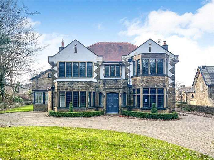 5 Bedroom Detached House For Sale In Moorhead Lane, Shipley, West Yorkshire, BD18