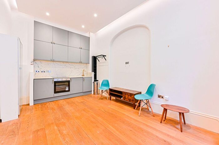 1 Bedroom Flat To Rent In Bramham Gardens, Earls Court, London, SW5