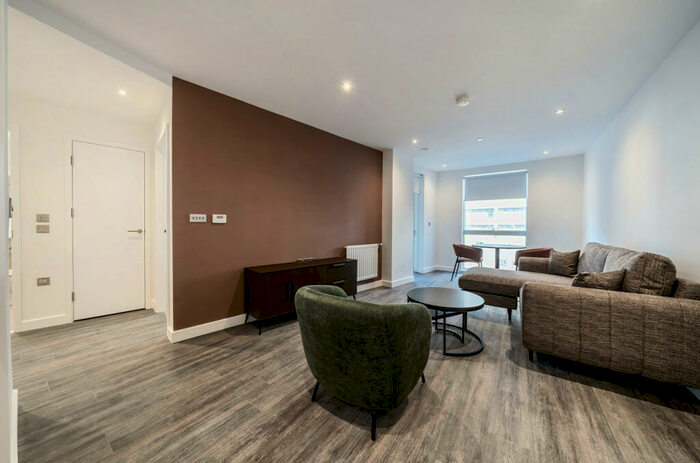 1 Bedroom Apartment To Rent In Thurlow Street, London, SE17