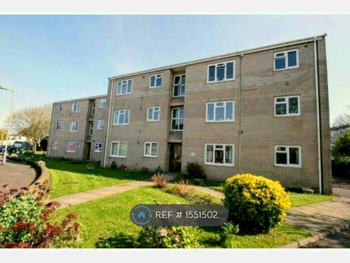 1 Bedroom Flat To Rent In Louise Court, Cardiff, CF14