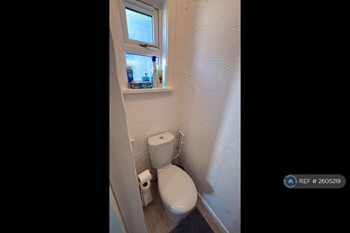 1 Bedroom Flat To Rent In Westmorland Avenue, Blackpool, FY1