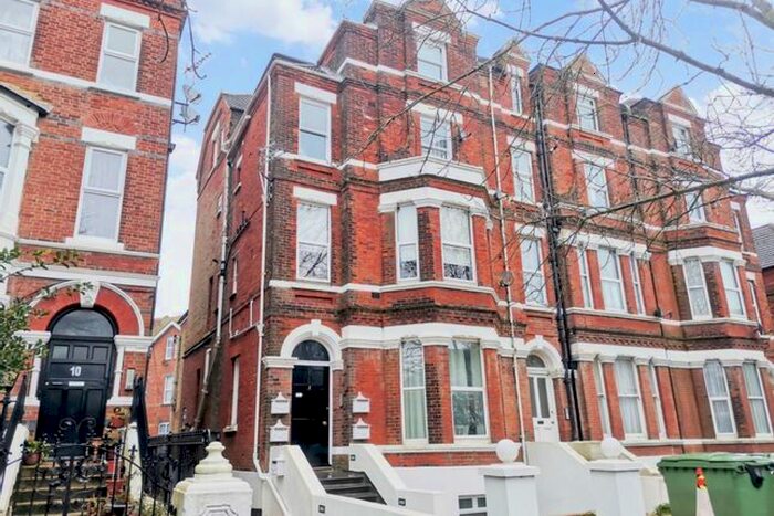 1 Bedroom Flat To Rent In Shorncliffe Road, Folkestone, CT20