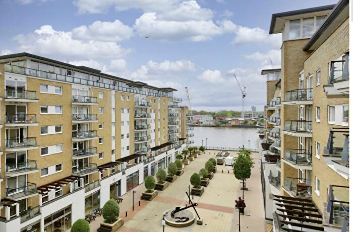 2 Bedroom Flat To Rent In Dolphin House, Smugglers Way, London, SW18