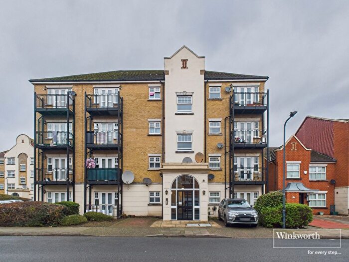 2 Bedroom Flat For Sale In Rose Bates Drive, Kingsbury, London, NW9