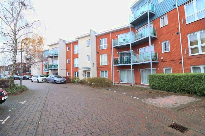 2 Bedroom Flat To Rent In Medhurst Drive, Downham, Bromley, BR1