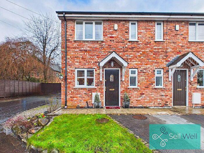 3 Bedroom End Of Terrace House For Sale In Charlton Fold, Worsley, Manchester, M28
