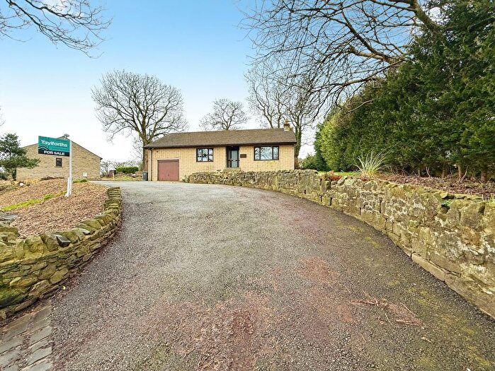 3 Bedroom Detached Bungalow For Sale In Ben Lane, Barnoldswick, BB18