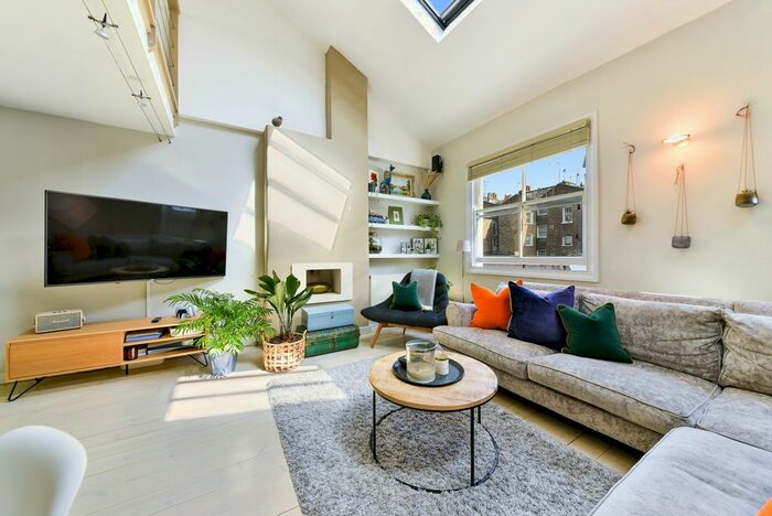 1 Bedroom Flat To Rent In Colville Mews, London, W11