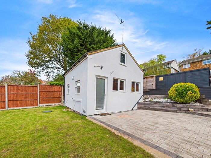 Studio To Rent In Marlow Bottom, Marlow, Buckinghamshire, SL7