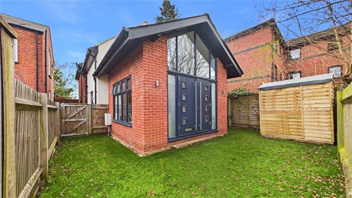 1 Bedroom End Terrace House For Sale In Farnborough, Hampshire, GU14