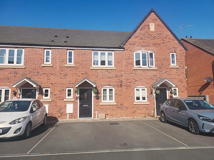 2 Bedroom Terraced House To Rent In Glengarry Way, Greylees, NG34