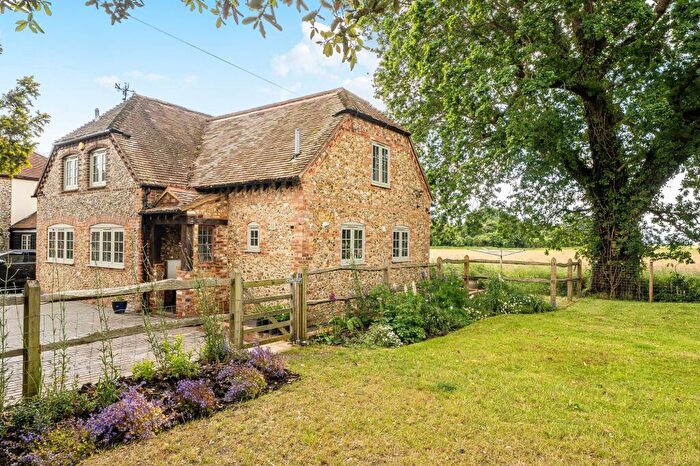 3 Bedroom Detached House For Sale In Wight Cottage, Main Road, PO18