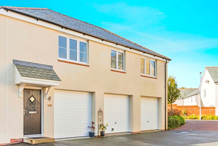 2 Bedroom Link Detached House For Sale In Swelltor Drive, Tavistock, Devon, PL19