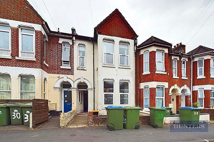 6 Bedroom Property To Rent In Wilton Avenue, Southampton, SO15