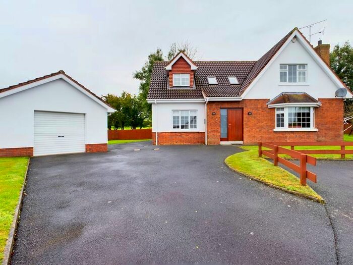 4 Bedroom Detached House For Sale In Shanlieve Court, Hilltown, Newry, BT34