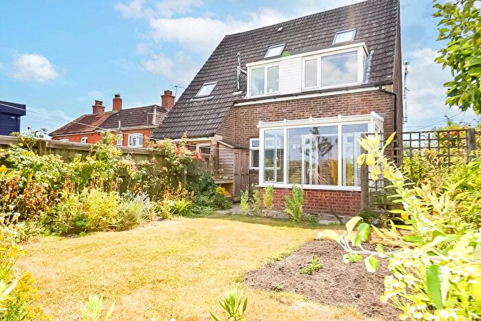 2 Bedroom Apartment To Rent In Little Horton, Devizes, Wiltshire, SN10