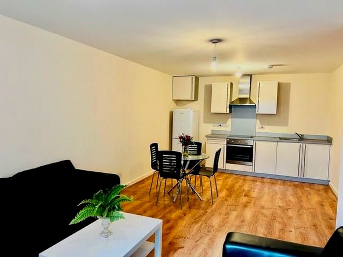 2 Bedroom Apartment To Rent In , Ancoats, M4