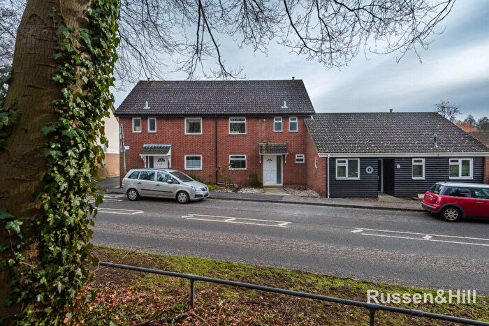 4 Bedroom Semi-Detached House For Sale In Bumpstede Court, Bowthorpe, NR5