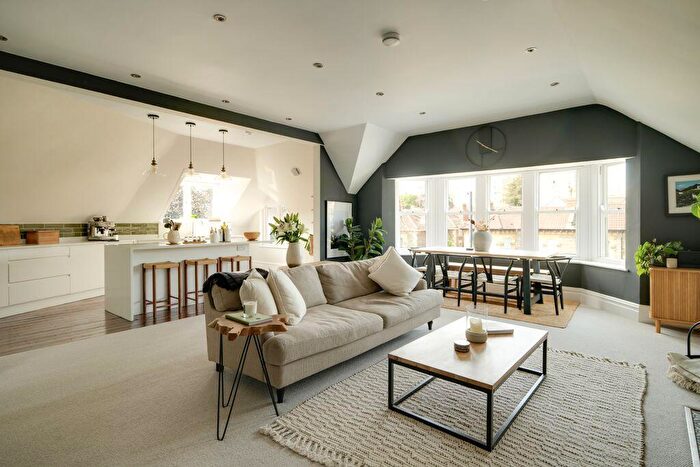 3 Bedroom Apartment For Sale In Redland Road | Redland, BS6