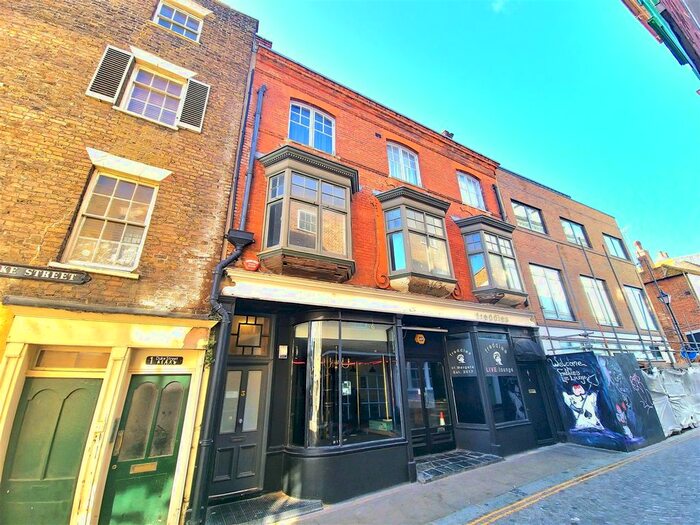 2 Bedroom Flat For Sale In Duke Street, Margate, CT9